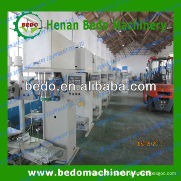 2013 Die beliebteste Bedo Marke Automatische Verpackungsmaschine für Pellets / Reis / sugr / nuts008613253417552